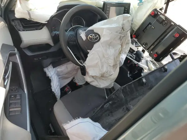 2T3W1RFV2MW109432 2021 TOYOTA RAV 4 - Image 8