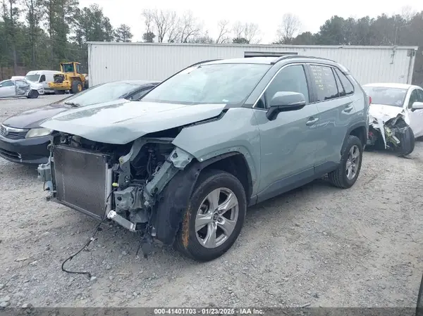 2T3W1RFV2MW117515 2021 TOYOTA RAV 4 - Image 2
