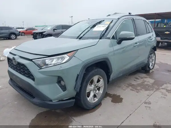2T3W1RFV2MW157612 2021 TOYOTA RAV 4 - Image 2