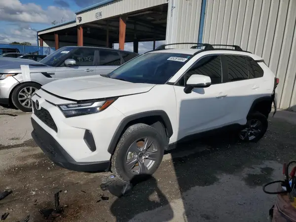 2T3W1RFV2NC176423 2022 TOYOTA RAV 4 - Image 1