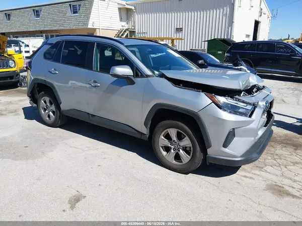 2T3W1RFV2NC185817 2022 TOYOTA RAV 4 - Image 1