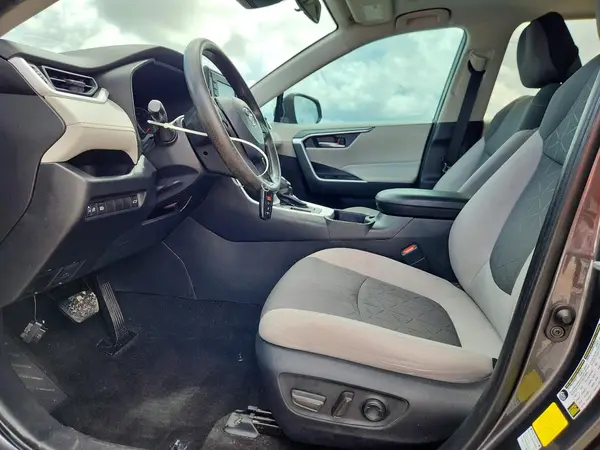 2022 TOYOTA RAV 4 auction photo 7
