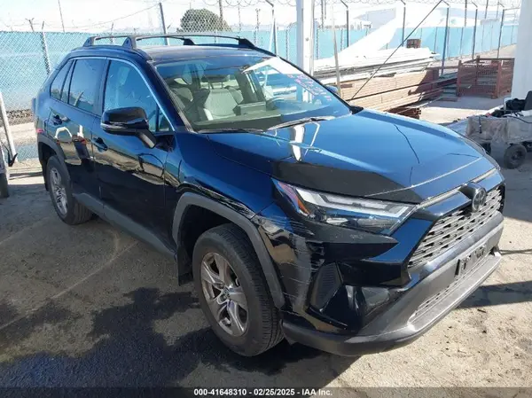 2T3W1RFV2NC206861 2022 TOYOTA RAV 4 - Image 1
