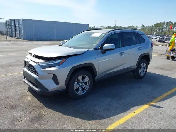 2T3W1RFV2PC230208 2023 TOYOTA RAV 4 - Image 2