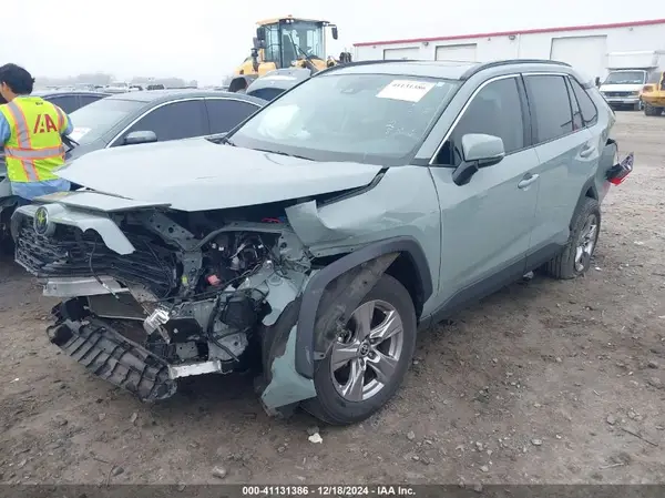 2T3W1RFV2PW238582 2023 TOYOTA RAV 4 - Image 2