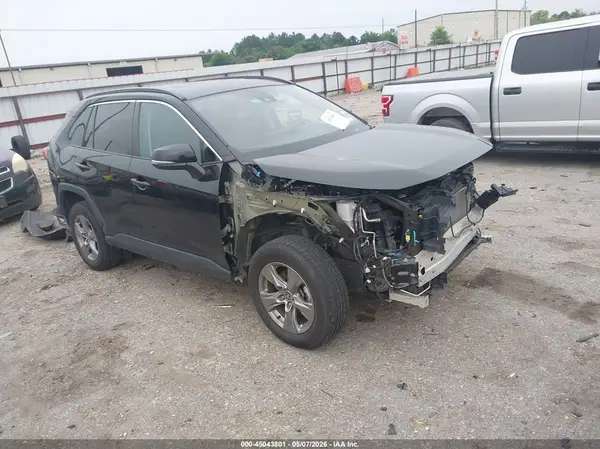 2T3W1RFV2PW271663 2023 TOYOTA RAV 4 - Image 1