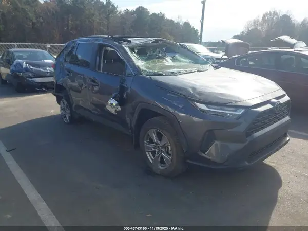 2T3W1RFV2RC254768 2024 TOYOTA RAV 4 - Image 1