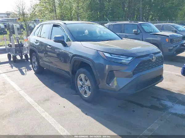 2T3W1RFV2RC267844 2024 TOYOTA RAV 4 - Image 1