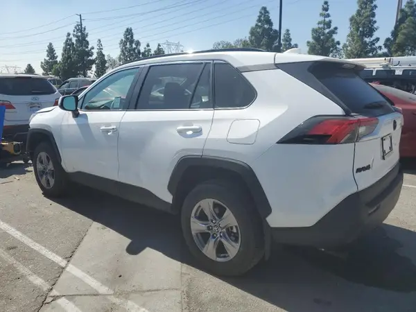 2T3W1RFV2RC287026 2024 TOYOTA RAV 4 - Image 2
