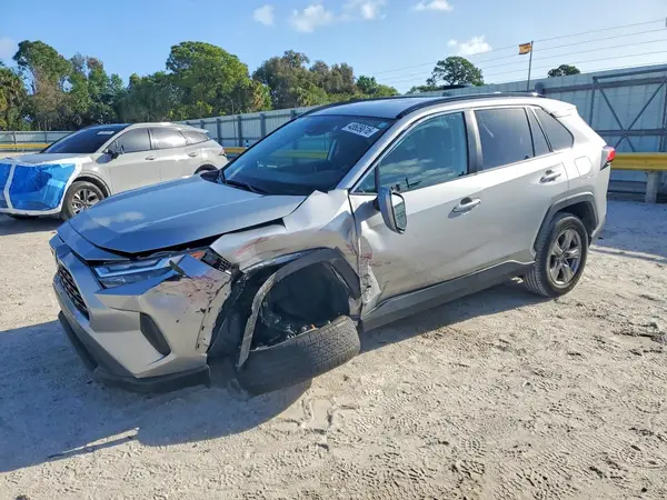 2T3W1RFV2RW309279 2024 TOYOTA RAV 4 - Image 1