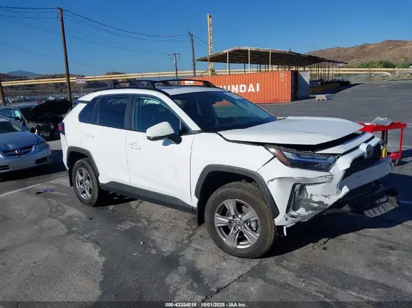 2T3W1RFV2RW330956 2024 TOYOTA RAV 4 - Image 1