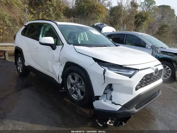 2T3W1RFV2RW331010 2024 TOYOTA RAV 4 - Image 1