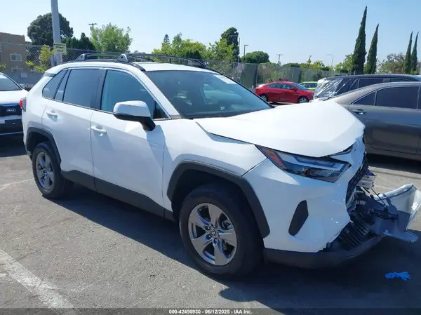 2T3W1RFV2SW369942 2025 TOYOTA RAV 4 - Image 1