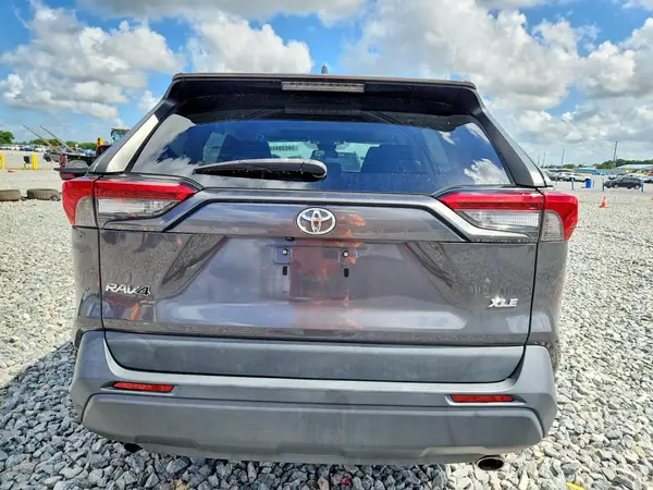 2019 TOYOTA RAV 4 auction photo 6