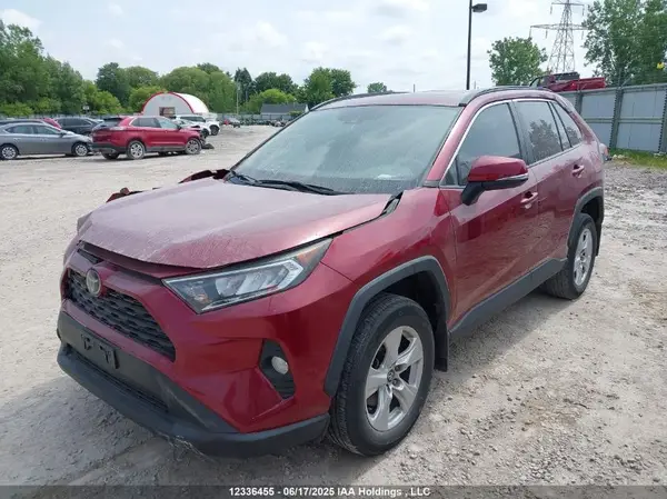 2T3W1RFV3KW017128 2019 TOYOTA RAV 4 - Image 2