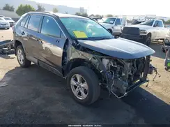 2T3W1RFV3KW028226 2019 TOYOTA RAV 4