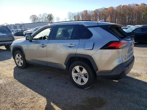 2T3W1RFV3MC086132 2021 TOYOTA RAV 4 - Image 2