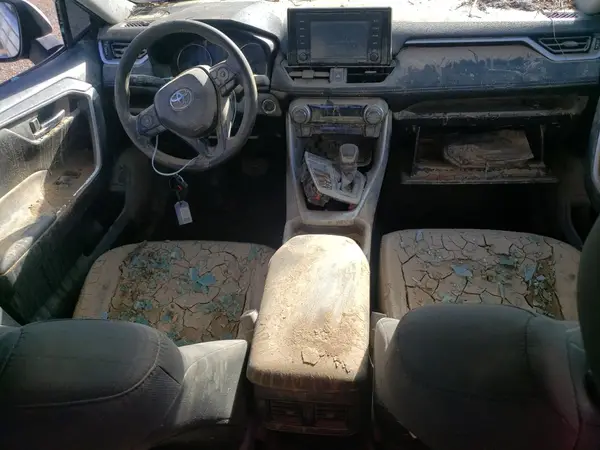 2T3W1RFV3MC086132 2021 TOYOTA RAV 4 - Image 8