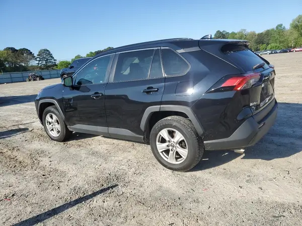 2T3W1RFV3MC098913 2021 TOYOTA RAV 4 - Image 2