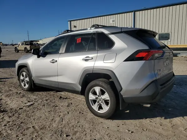 2T3W1RFV3MC133787 2021 TOYOTA RAV 4 - Image 2