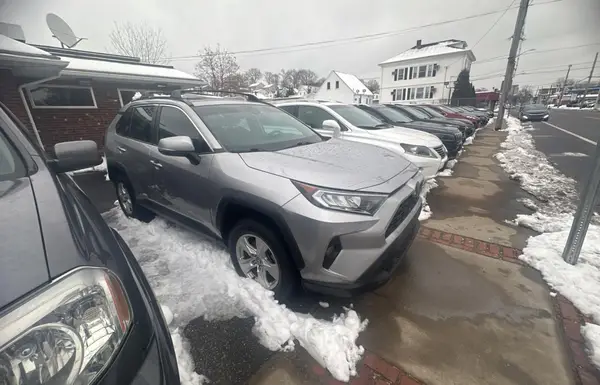 2T3W1RFV3MC162061 2021 TOYOTA RAV 4 - Image 1