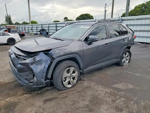 2T3W1RFV3MC163520 2021 TOYOTA RAV 4 - Image 1