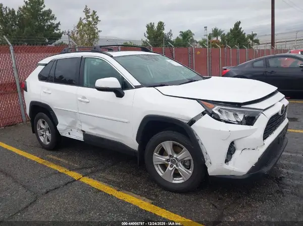 2T3W1RFV3MW105941 2021 TOYOTA RAV 4 - Image 1
