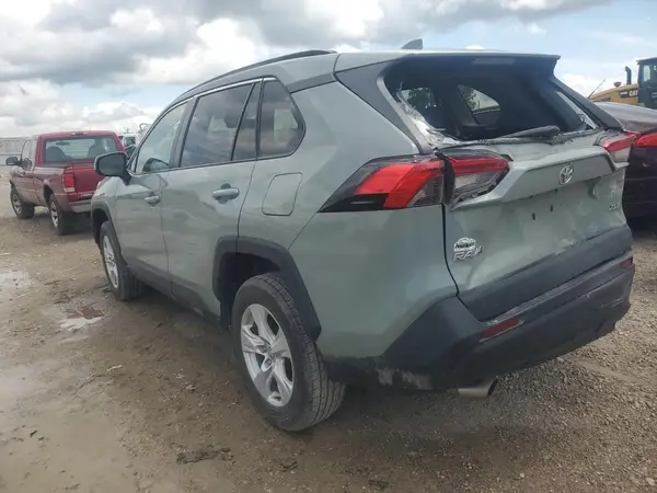 2T3W1RFV3MW118530 2021 TOYOTA RAV 4 - Image 2