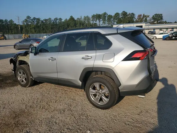 2T3W1RFV3NW189728 2022 TOYOTA RAV 4 - Image 2