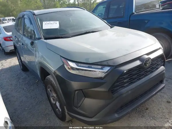 2T3W1RFV3NW203501 2022 TOYOTA RAV 4 - Image 1
