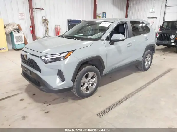 2T3W1RFV3PW286835 2023 TOYOTA RAV 4 - Image 2