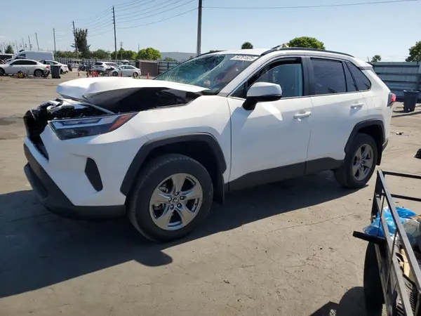 2T3W1RFV3RC266587 2024 TOYOTA RAV 4 - Image 1