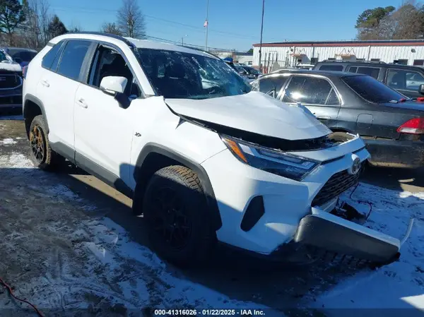 2T3W1RFV3RC293434 2024 TOYOTA RAV 4 - Image 1