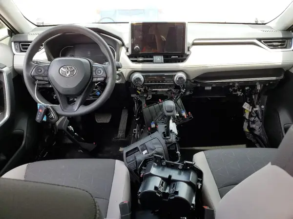 2T3W1RFV3RW358832 2024 TOYOTA RAV 4 - Image 8