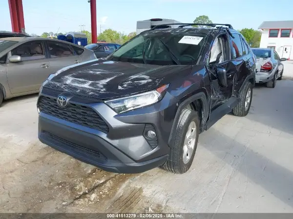 2T3W1RFV4LC064395 2020 TOYOTA RAV 4 - Image 2