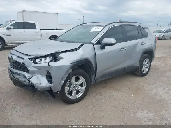2T3W1RFV4LW094687 2020 TOYOTA RAV 4 - Image 2