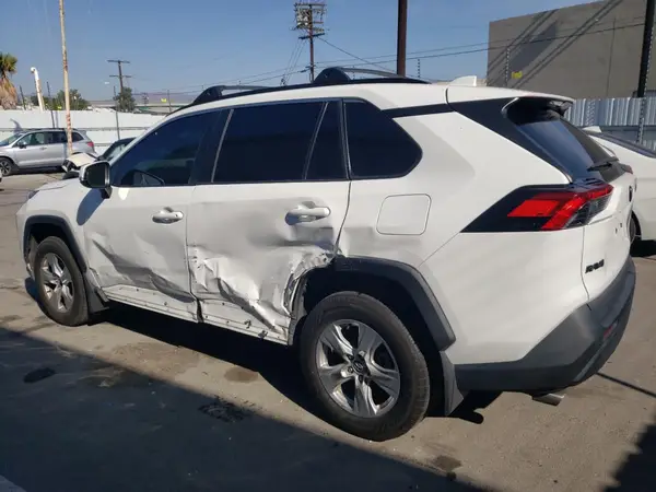 2T3W1RFV4MC092442 2021 TOYOTA RAV 4 - Image 2