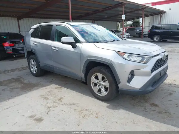 2T3W1RFV4MC102645 2021 TOYOTA RAV 4 - Image 1