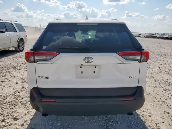 2021 TOYOTA RAV 4 auction photo 6