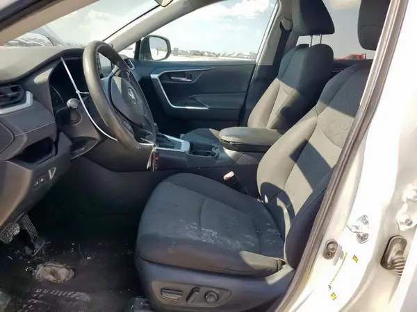 2021 TOYOTA RAV 4 auction photo 7