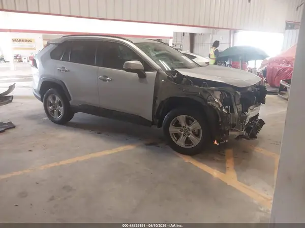 2T3W1RFV4MW107844 2021 TOYOTA RAV 4 - Image 1