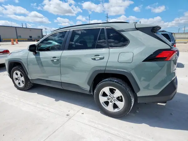 2T3W1RFV4MW127303 2021 TOYOTA RAV 4 - Image 2