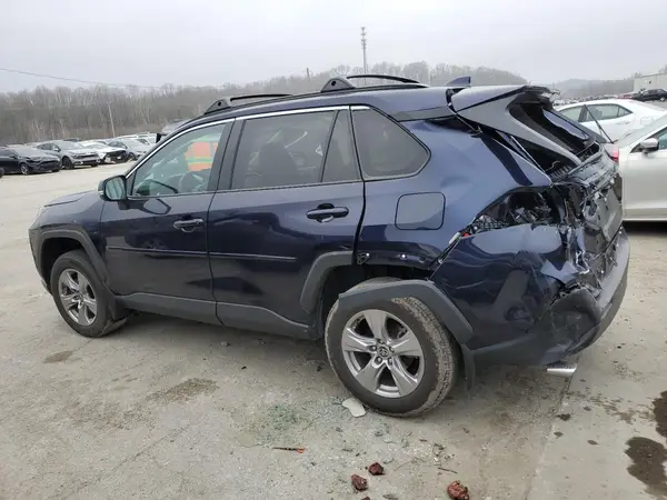 2T3W1RFV4NW222266 2022 TOYOTA RAV 4 - Image 2