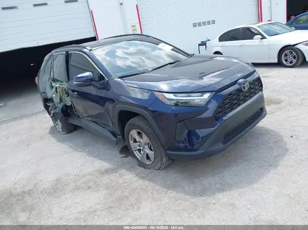 2T3W1RFV4NW226334 2022 TOYOTA RAV 4 - Image 1