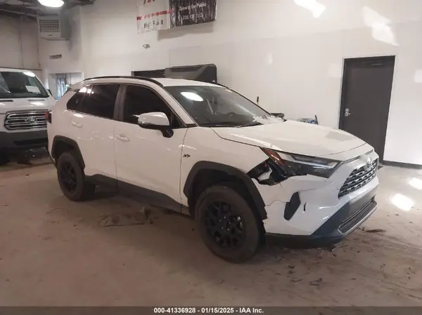 2T3W1RFV4PC214043 2023 TOYOTA RAV 4 - Image 1