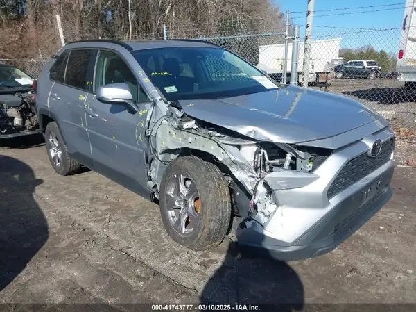 2T3W1RFV4PC218612 2023 TOYOTA RAV 4 - Image 1