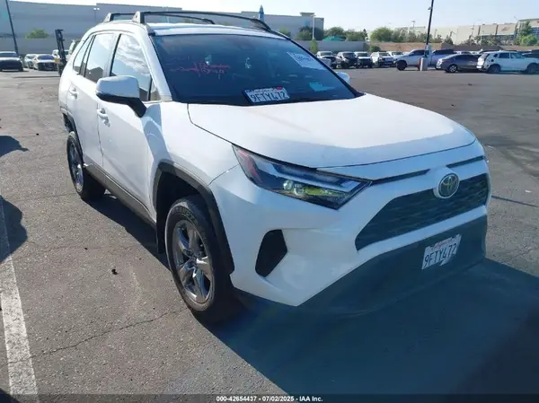 2T3W1RFV4PC223535 2023 TOYOTA RAV 4 - Image 1