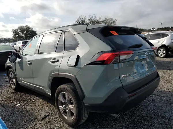 2T3W1RFV4PW279361 2023 TOYOTA RAV 4 - Image 2