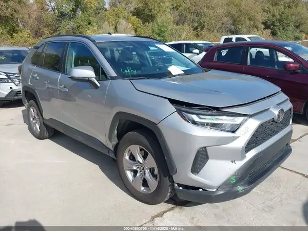 2T3W1RFV4RC281440 2024 TOYOTA RAV 4 - Image 1