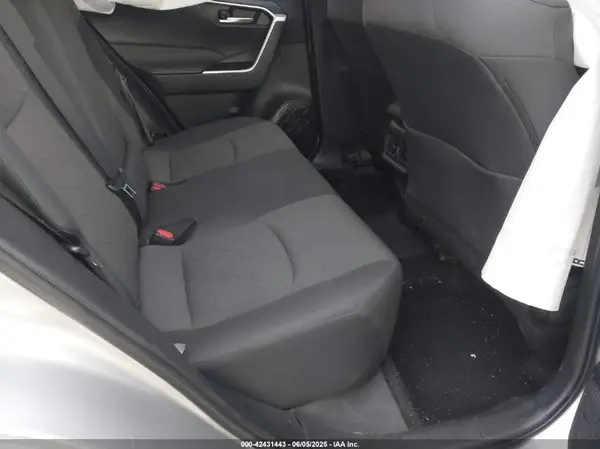 2T3W1RFV4RW310854 2024 TOYOTA RAV 4 - Image 8